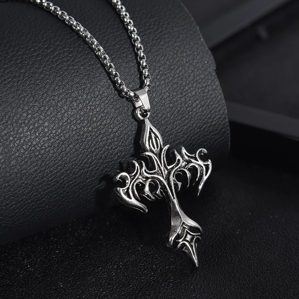 Short Cross Pendant Chain Eye Catching Design for Necklace Jewelry Lovers