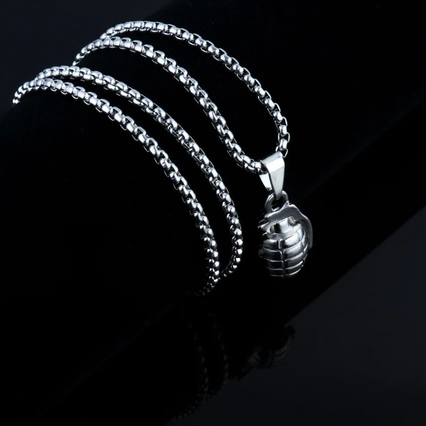 Bright Noodles Necklace