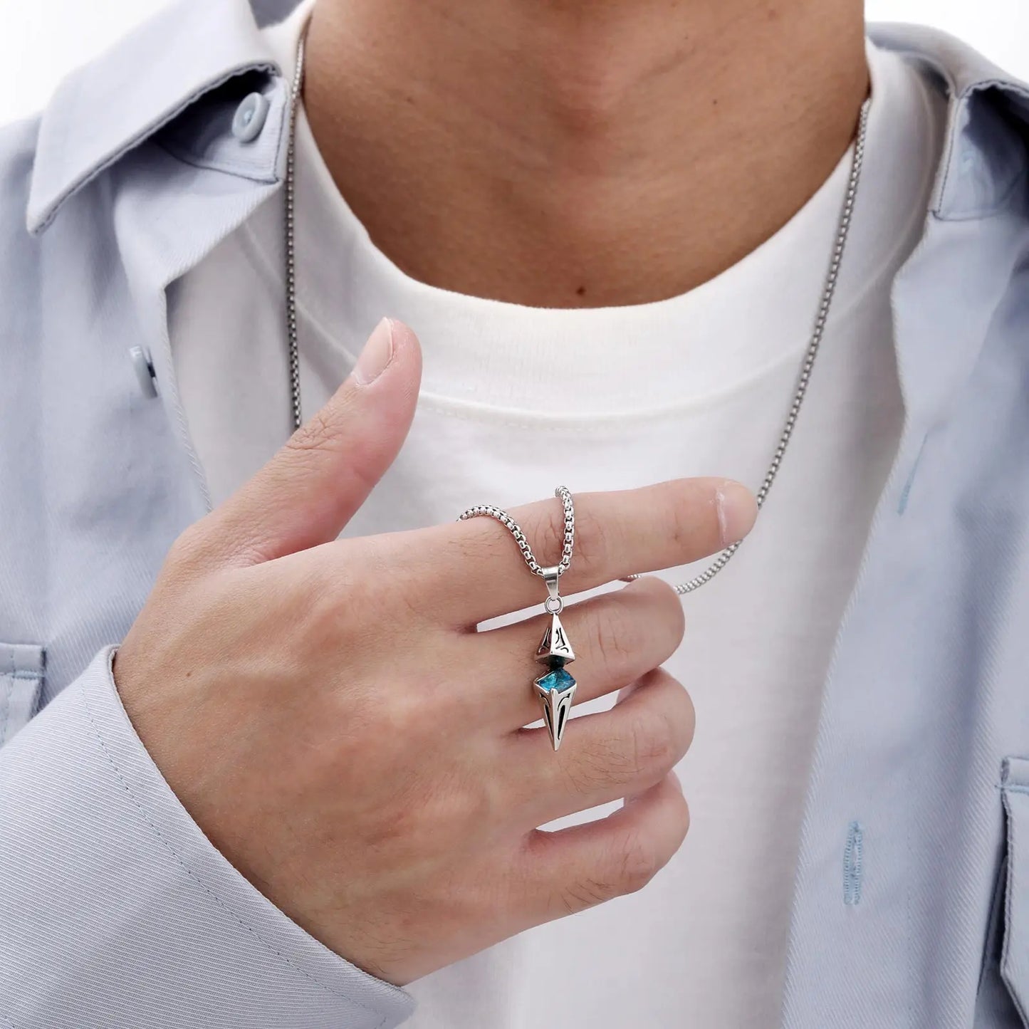 Stylish Men's Necklace with Blue Stone
