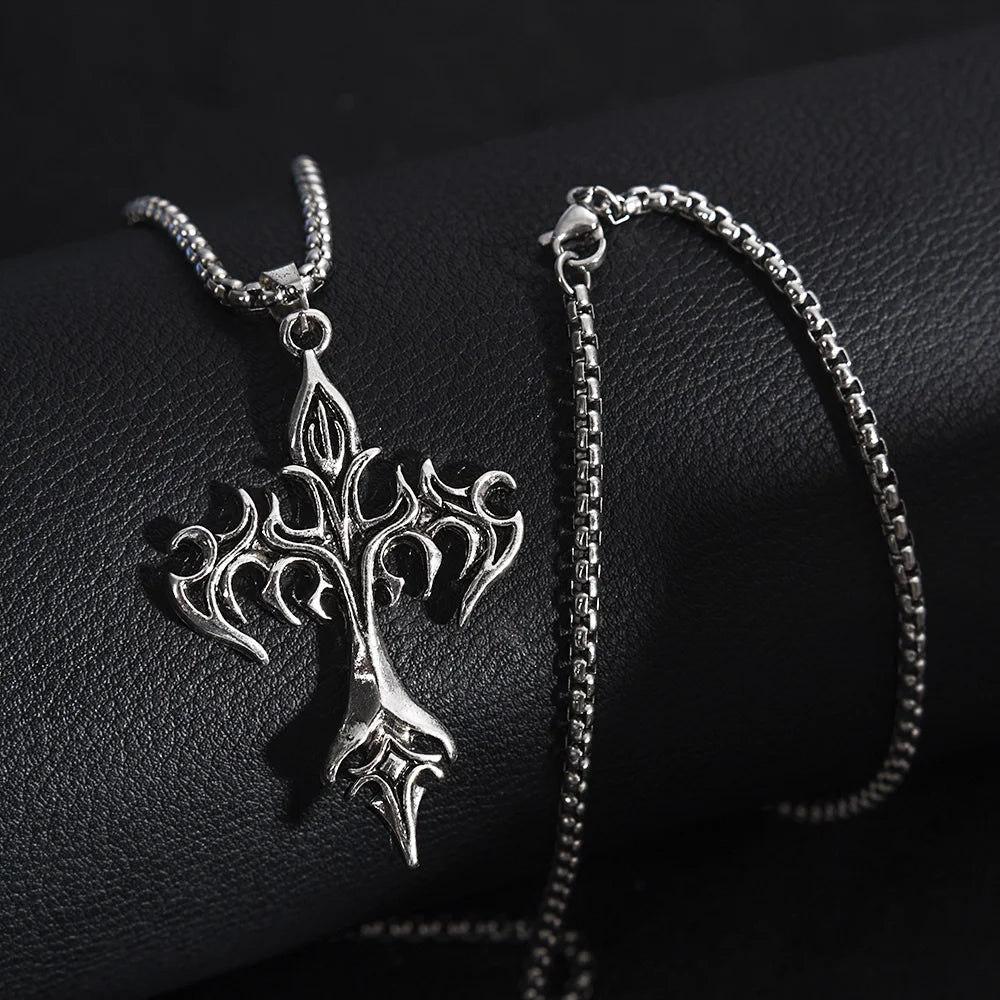 Short Cross Pendant Chain Eye Catching Design for Necklace Jewelry Lovers