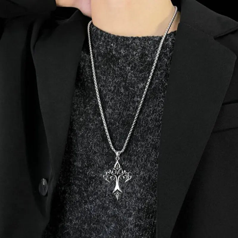 Short Cross Pendant Chain Eye Catching Design for Necklace Jewelry Lovers